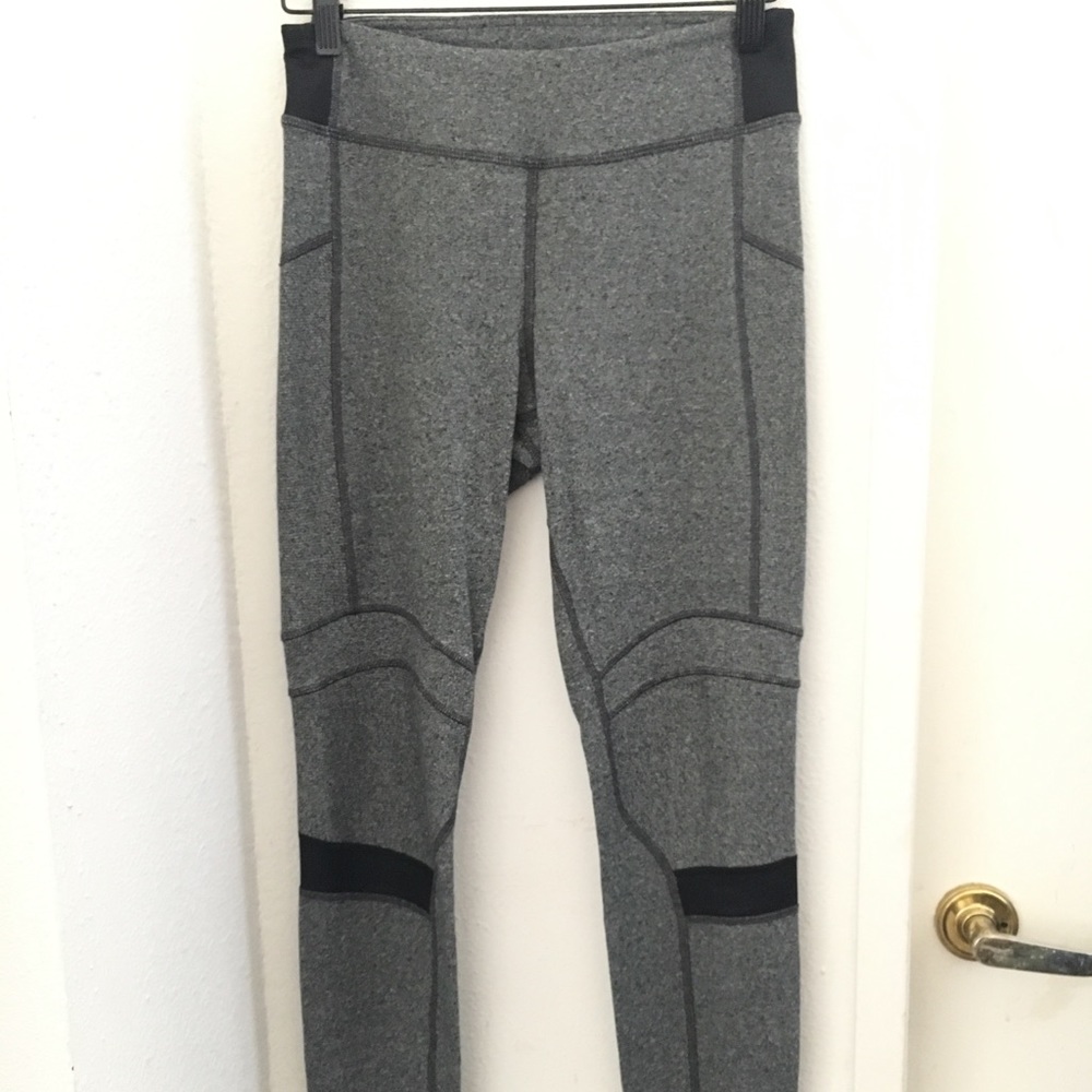 Lululemon Heather Grey Cotton Moto legging sz 6